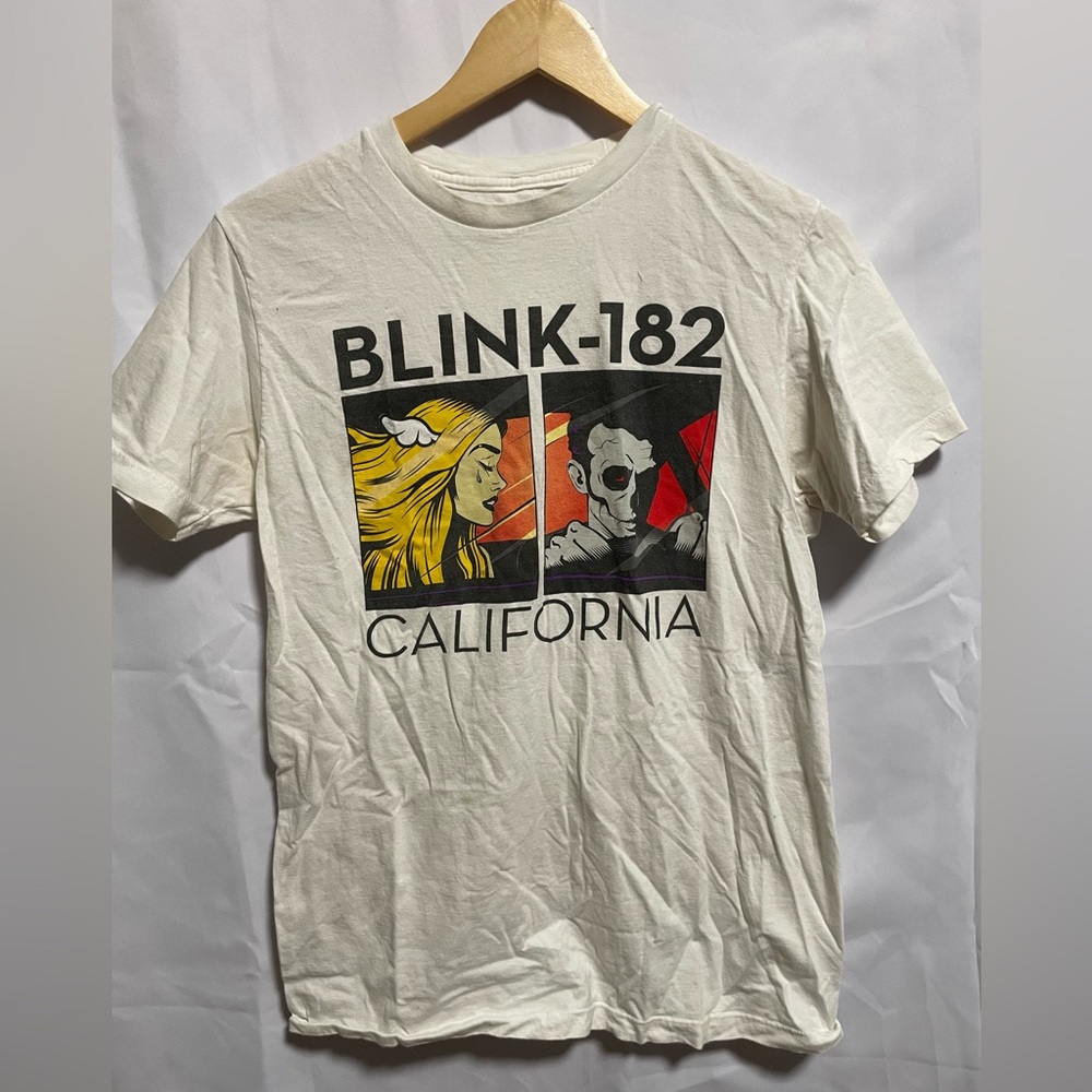 Blink 182 tshirt